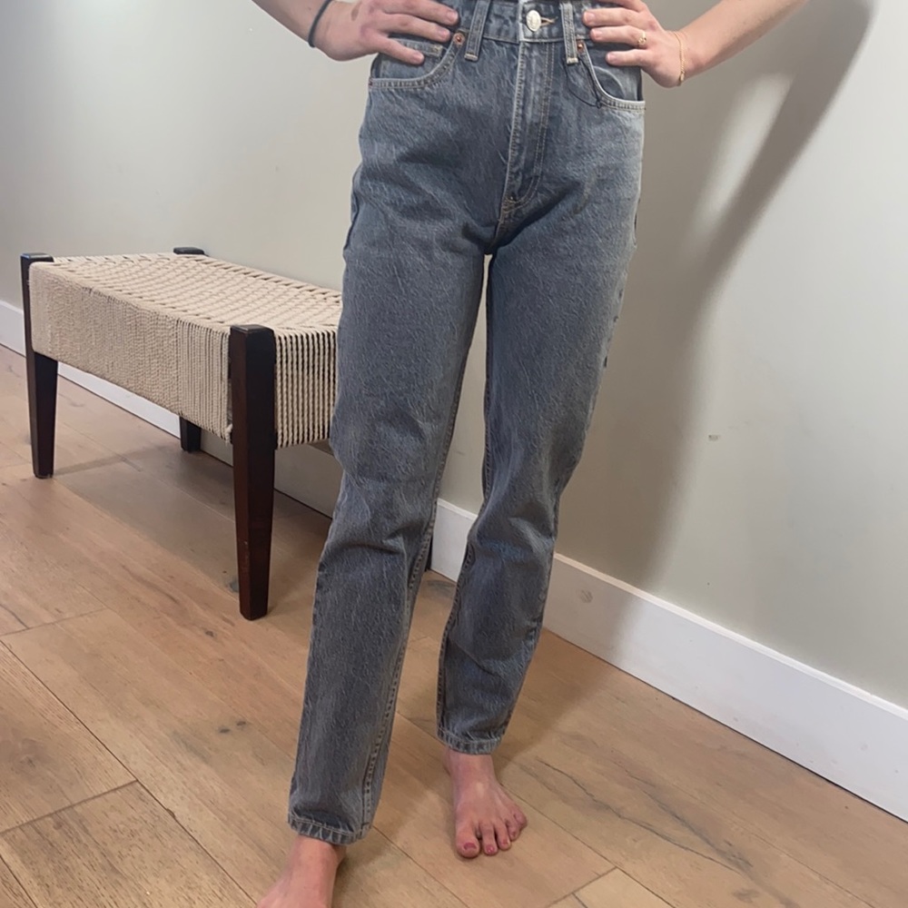 Zara Classic Mom Fit high rise Sz 2